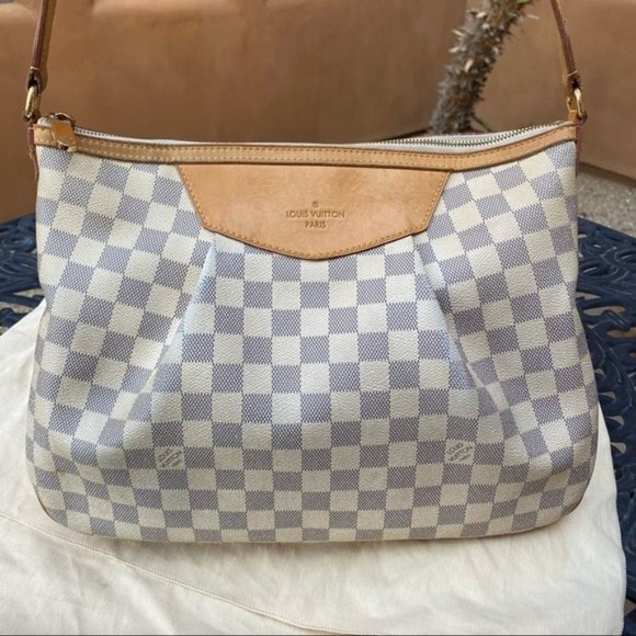 SOLD Louis Vuitton Damier Azur Siracusa MM Crossbody - Picture 3 of 15